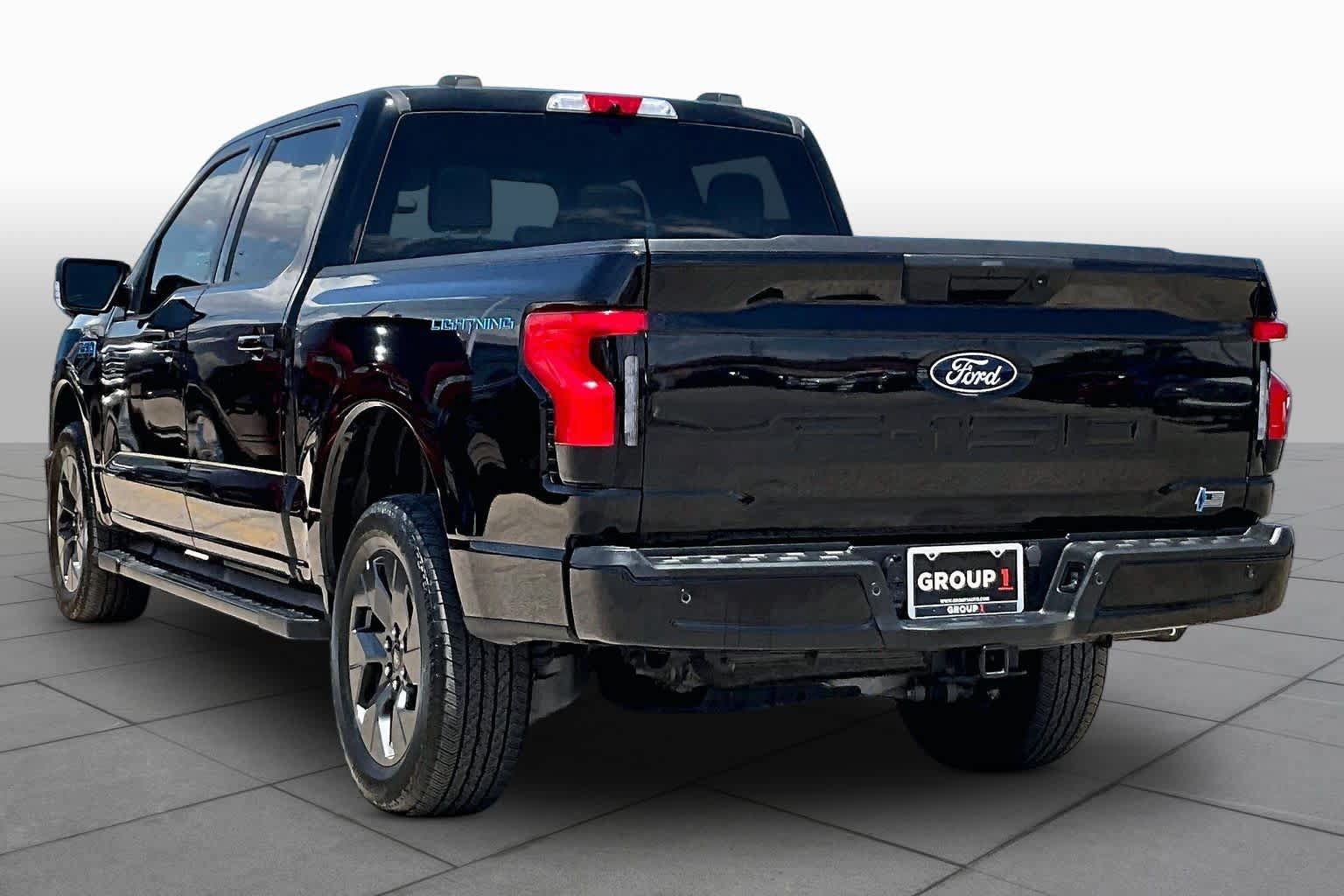Used 2025 Ford F150 Lightning Flash AWD/4WD image 10