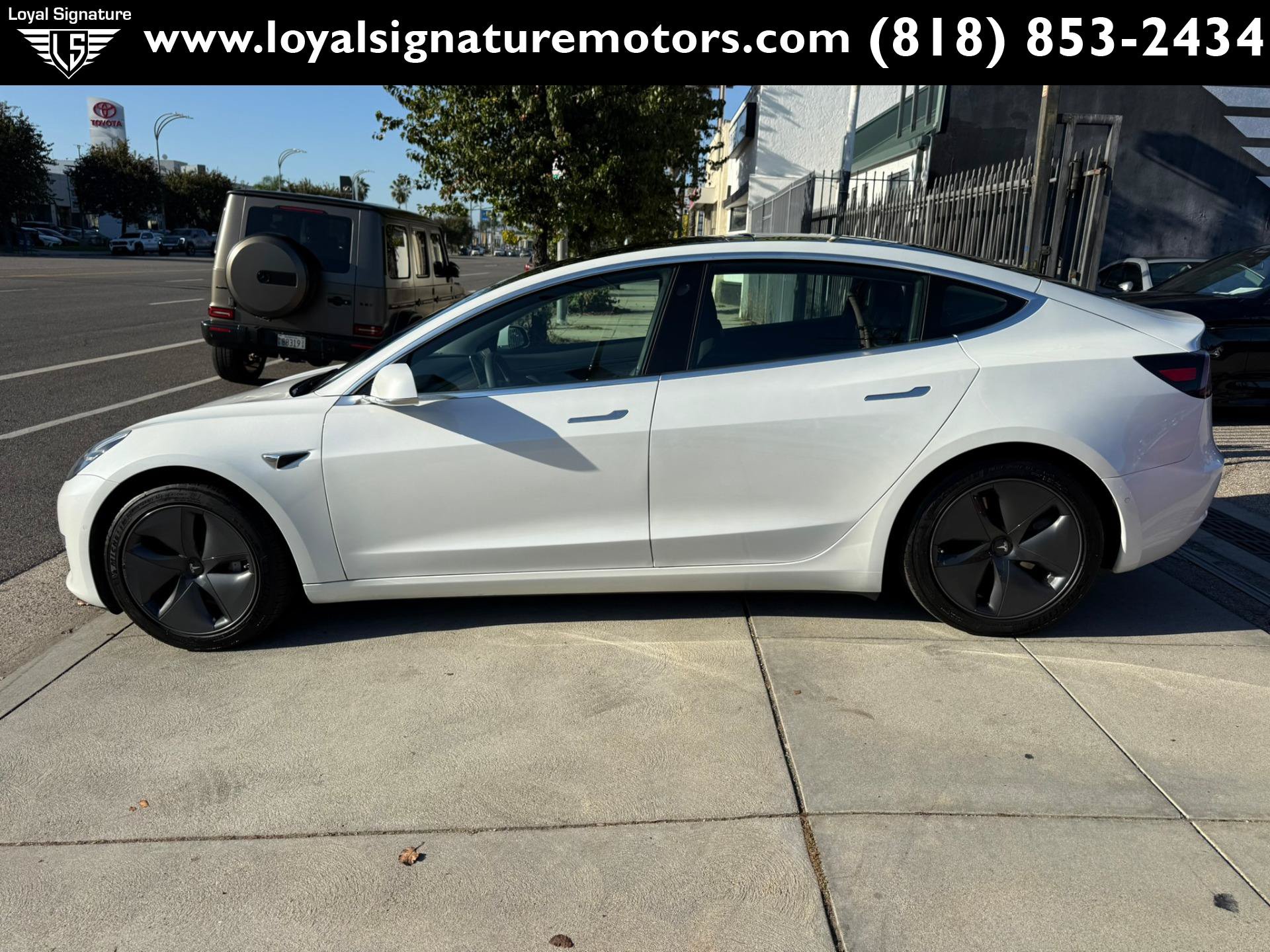 Used 2020 Tesla Model 3 Standard Range Plus RWD image 4