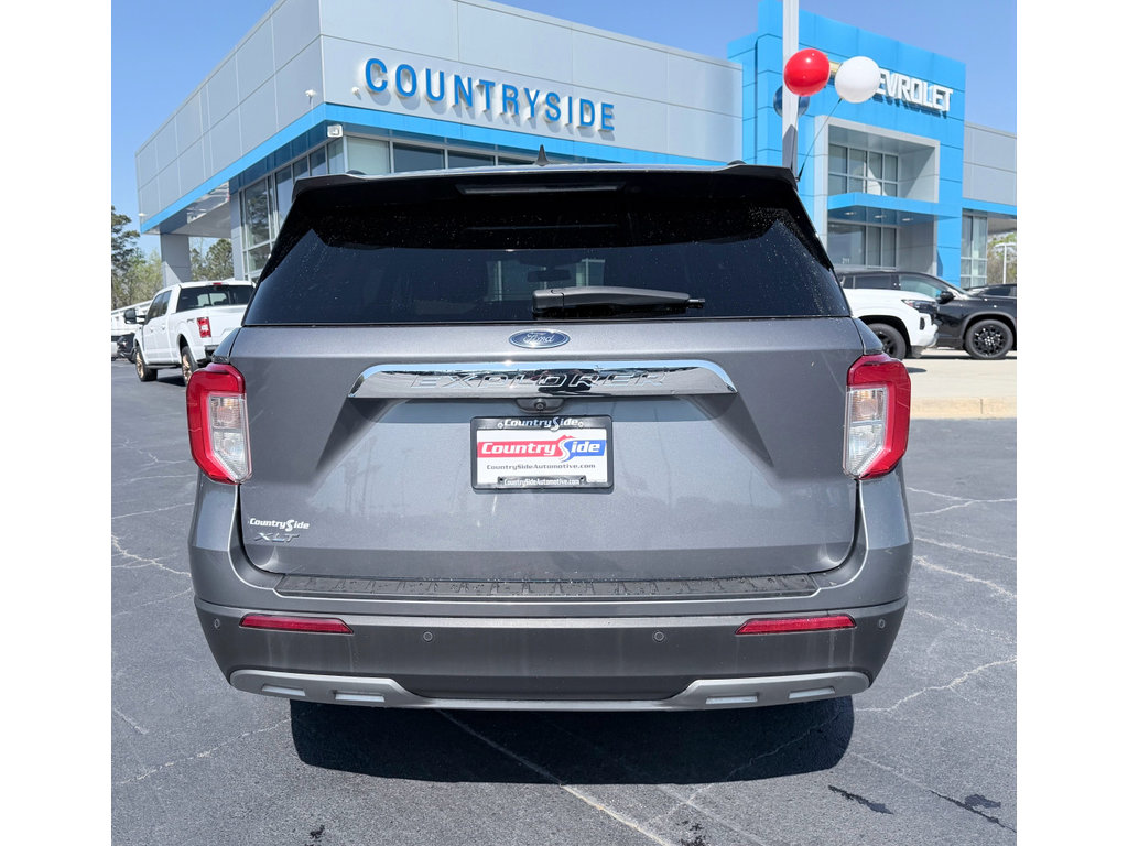 Used 2021 Ford Explorer XLT w/ Equipment Group 202A image 8