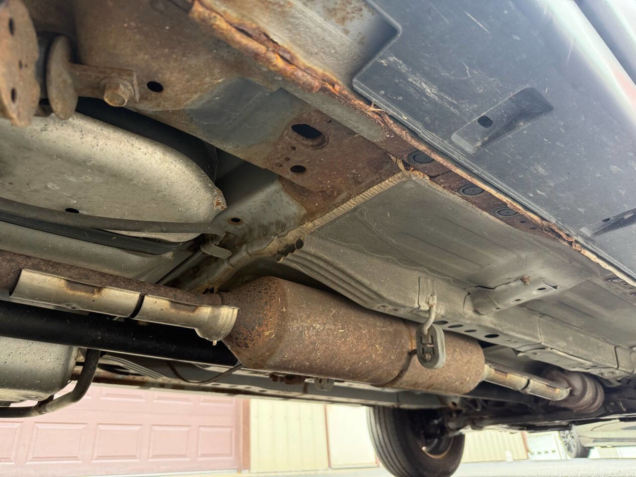 Used 2005 Honda CR-V LX image 37