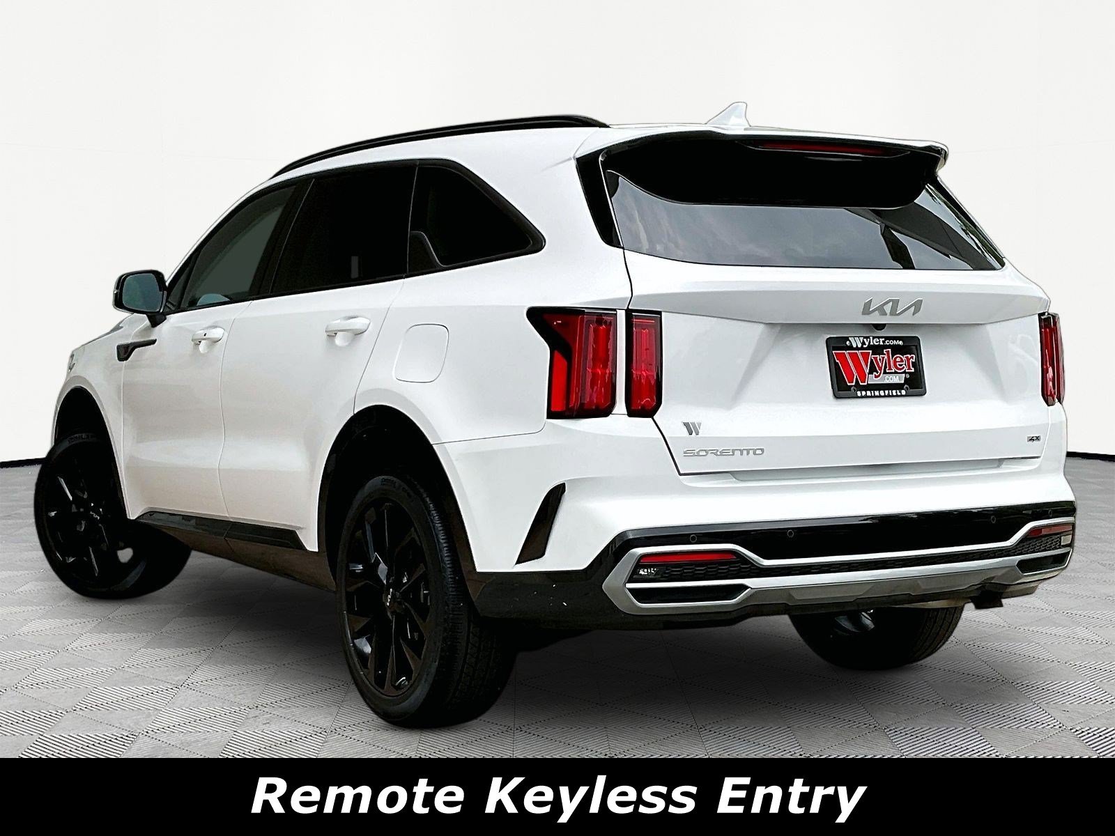 Used 2023 Kia Sorento SX AWD/4WD image 4