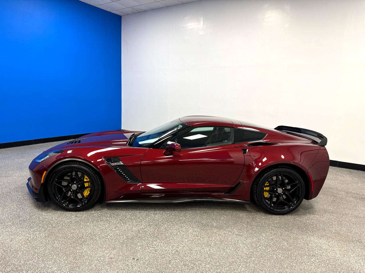 Used 2017 Chevrolet Corvette Z06 w/ Chrome Badge Package image 6