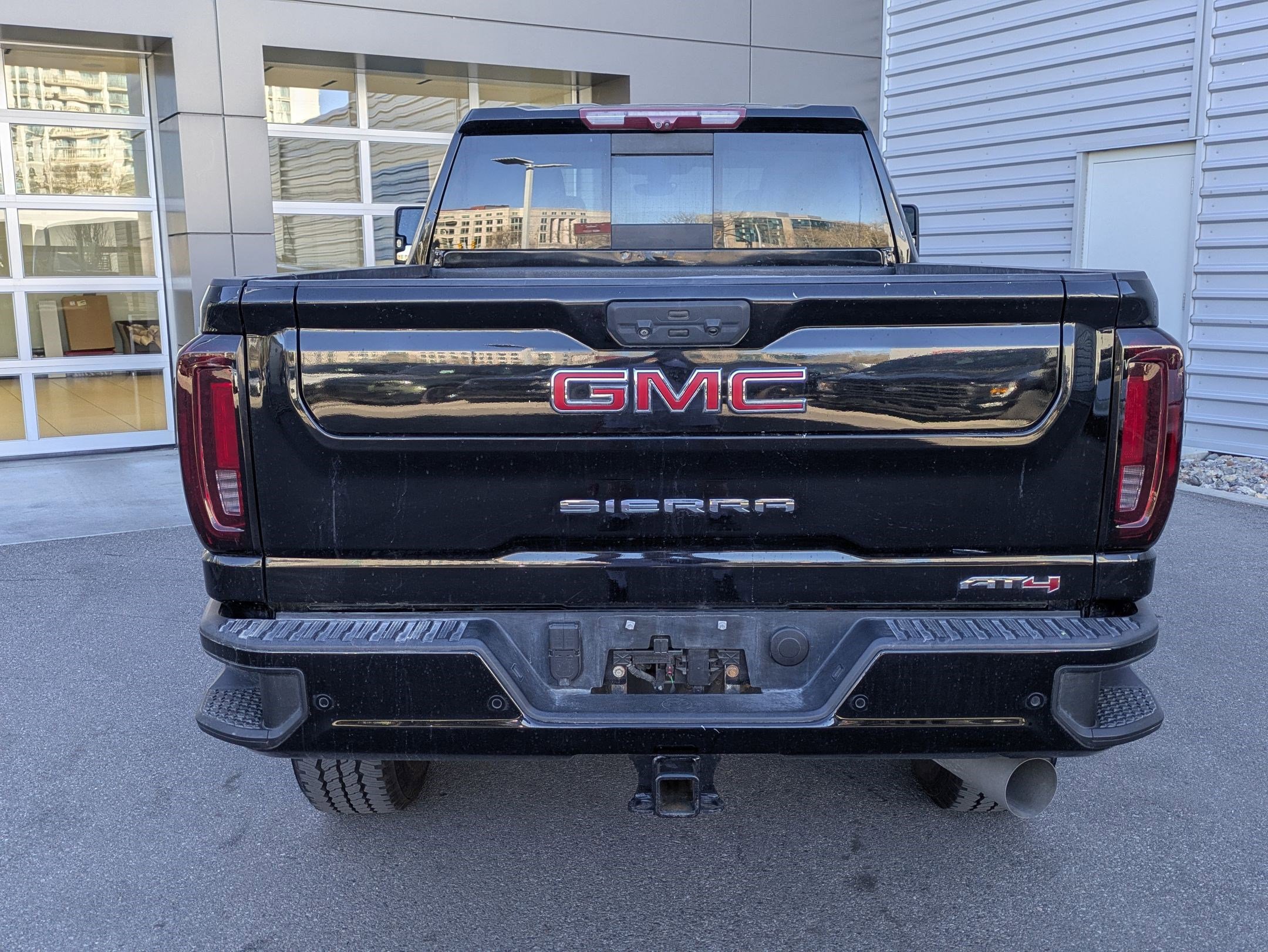 Used 2021 GMC Sierra 2500 AT4 w/ AT4 Premium Plus Package image 6