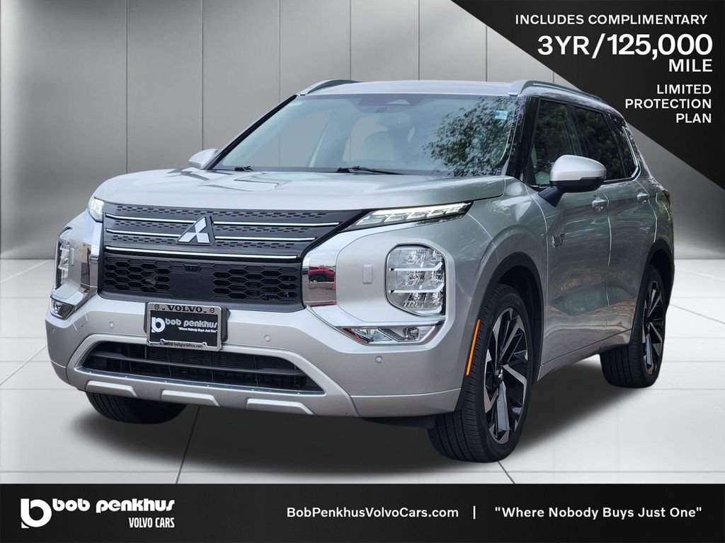 Used 2023 Mitsubishi Outlander 4WD Plug-In Hybrid image 23