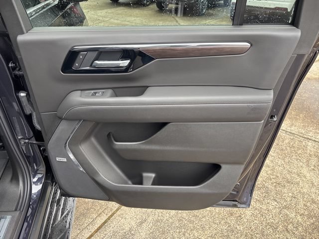 New 2026 Chevrolet Suburban Premier w/ Sun And Tow Package AWD/4WD image 46