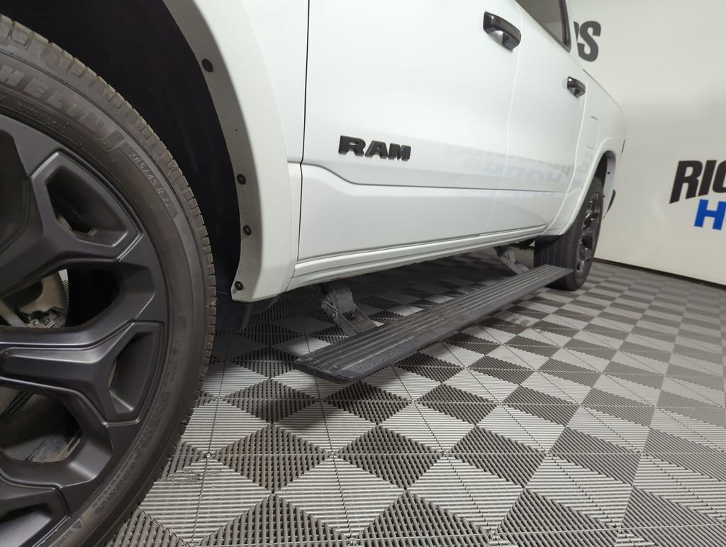 Used 2024 RAM 1500 Limited image 32
