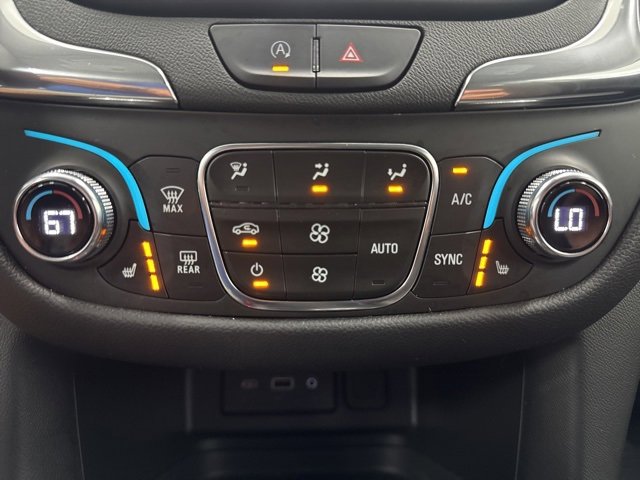 Used 2023 Chevrolet Equinox LT w/ Driver Convenience Package image 17