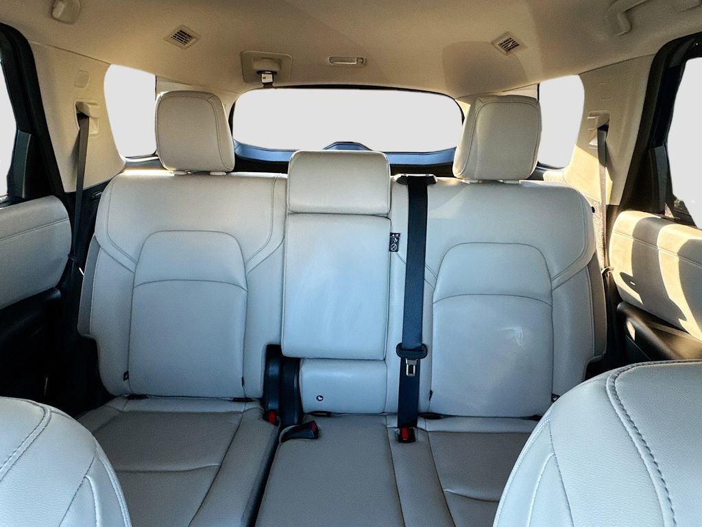 Used 2023 Nissan Pathfinder SL image 24