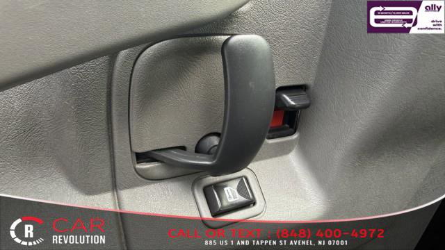 Used 2017 Chevrolet Express 2500 image 35