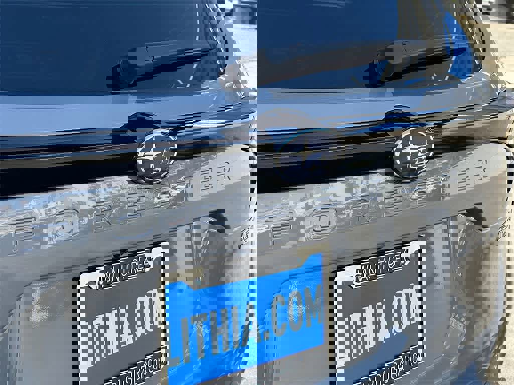 New 2025 Subaru Forester Touring image 6