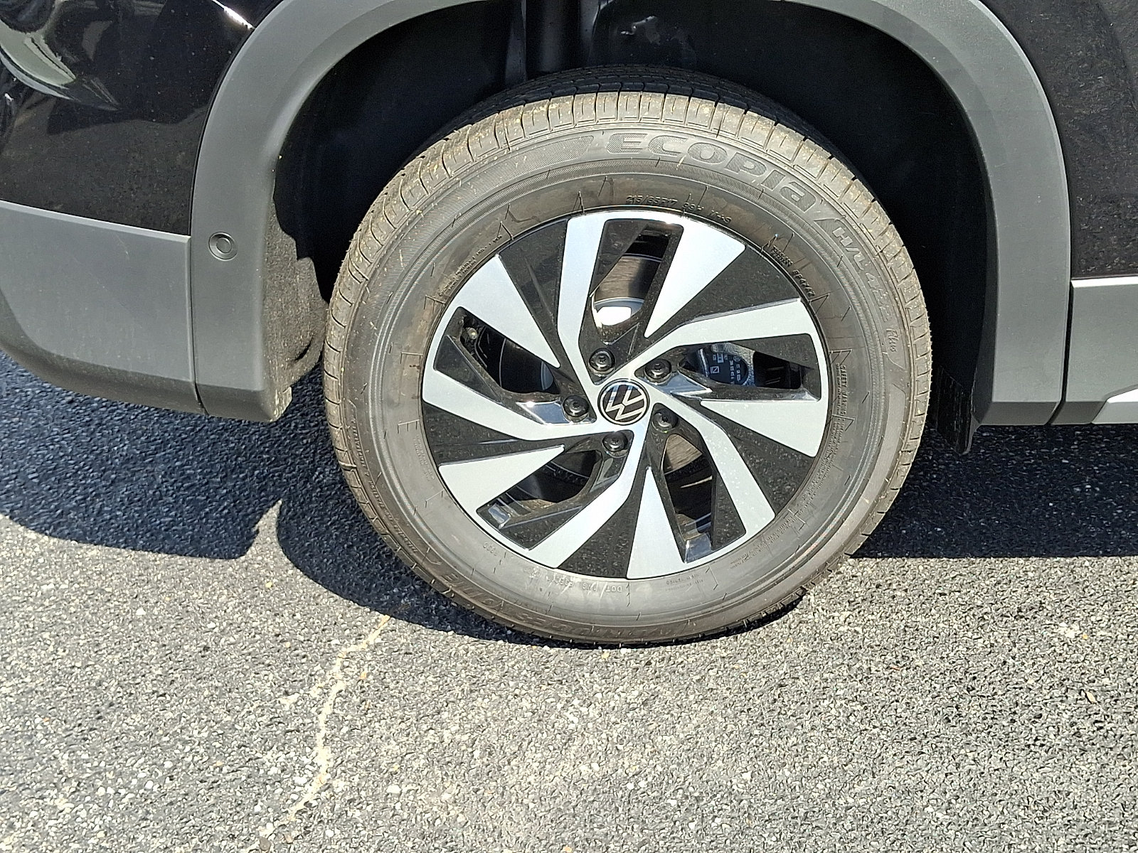 New 2026 Volkswagen Tiguan S AWD/4WD image 5