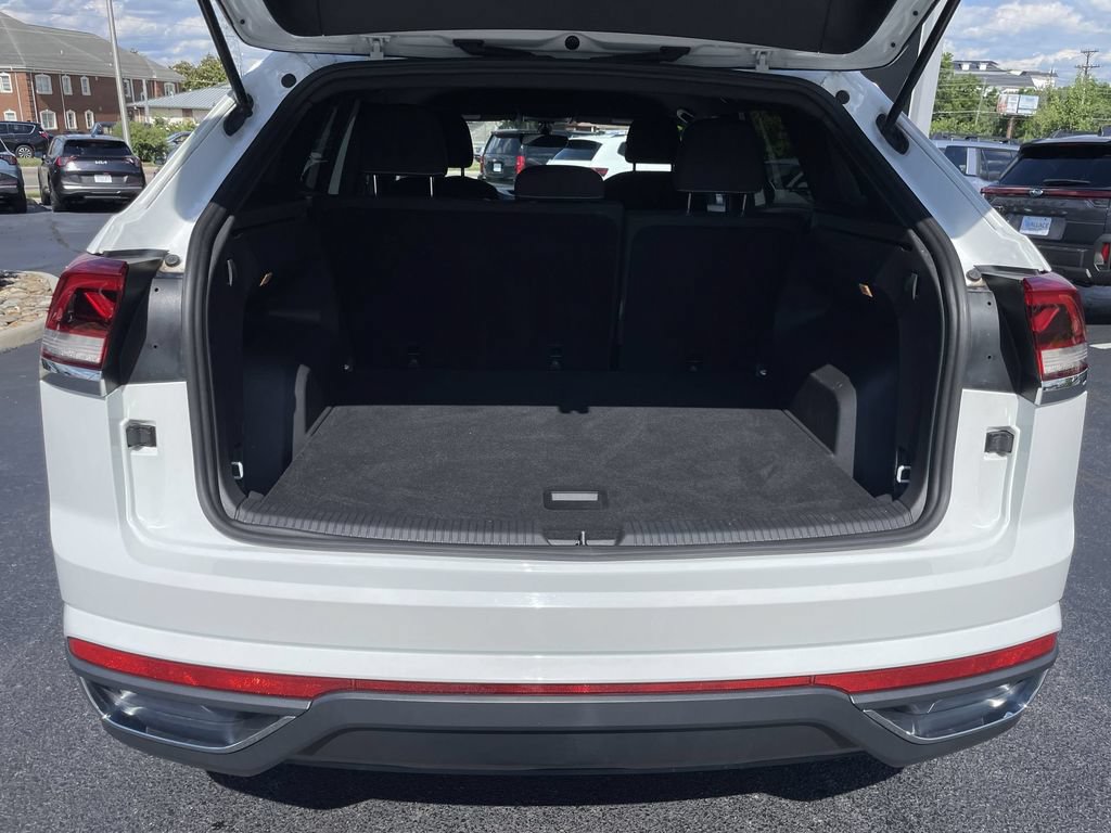 Certified 2021 Volkswagen Atlas Cross Sport S AWD/4WD image 35