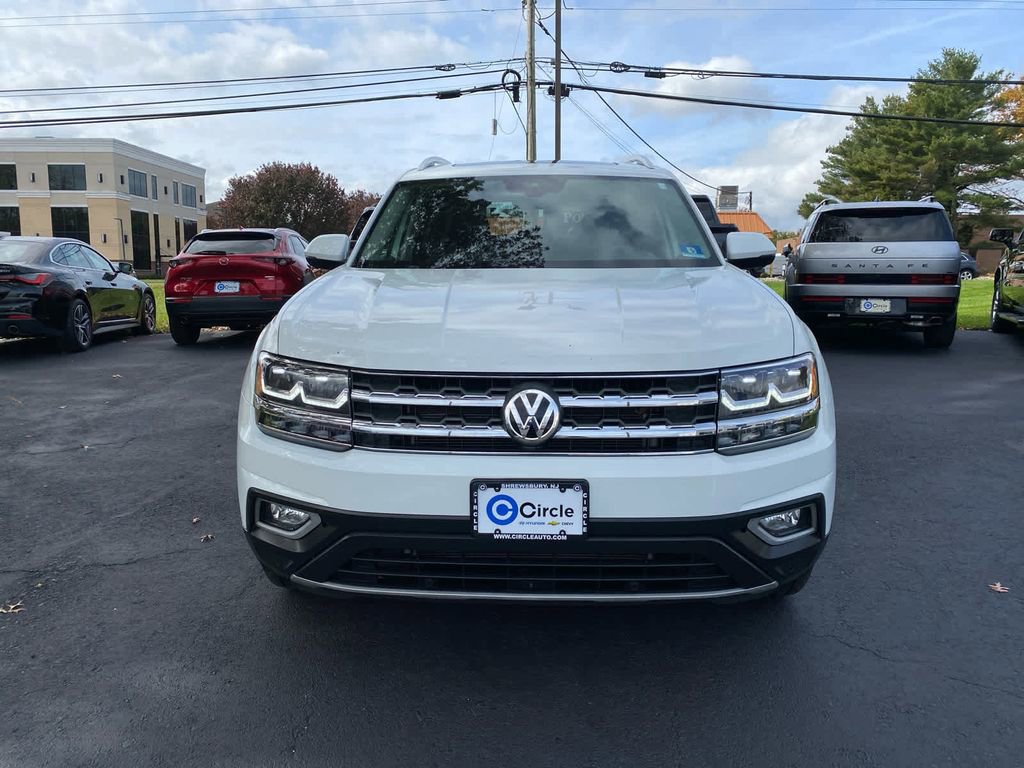 Used 2018 Volkswagen Atlas SEL Premium image 2