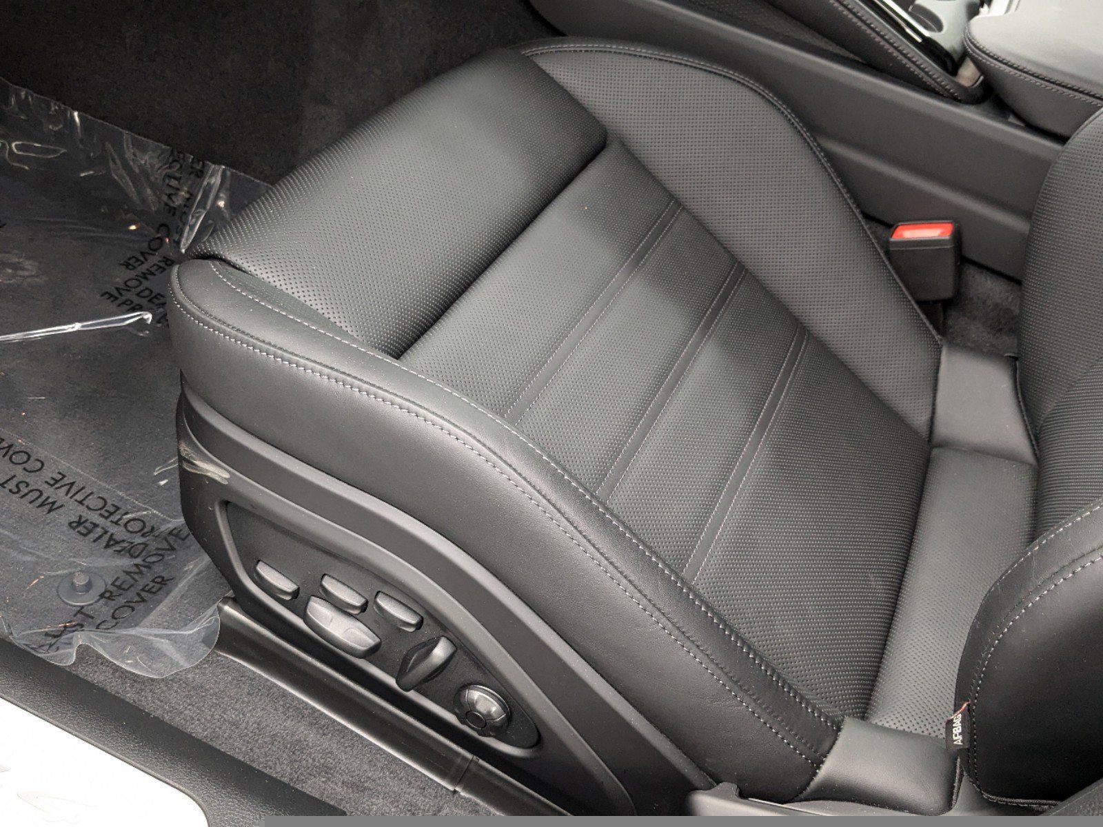 Used 2025 Porsche Panamera 4 image 6