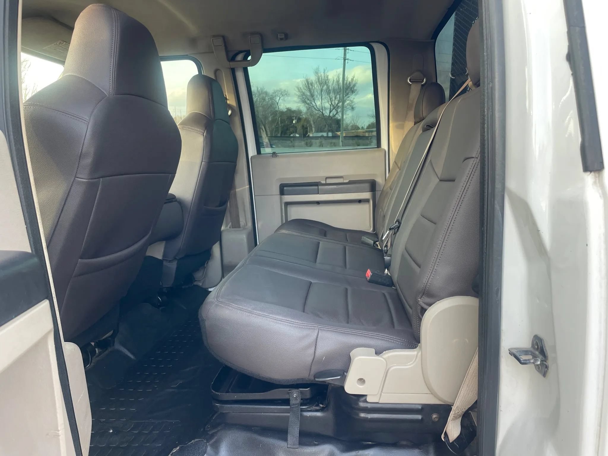 Used 2008 Ford F550 2WD Crew Cab Super Duty image 17