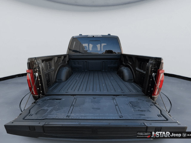 Used 2025 Ford F150 Raptor AWD/4WD image 7