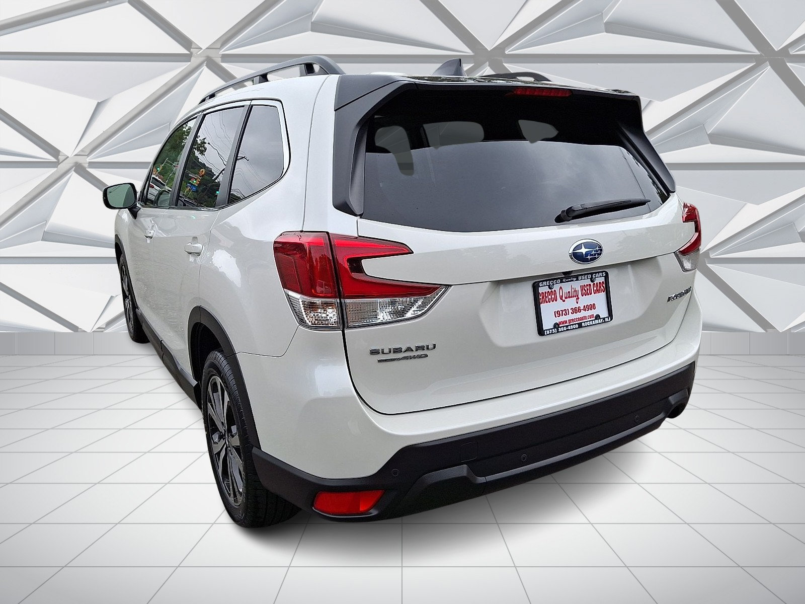 Used 2024 Subaru Forester Limited AWD/4WD image 8
