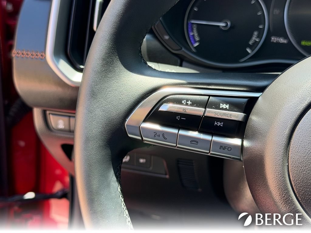 Certified 2025 MAZDA CX-50 AWD 2.5 Hybrid w/ Premium Pkg image 17
