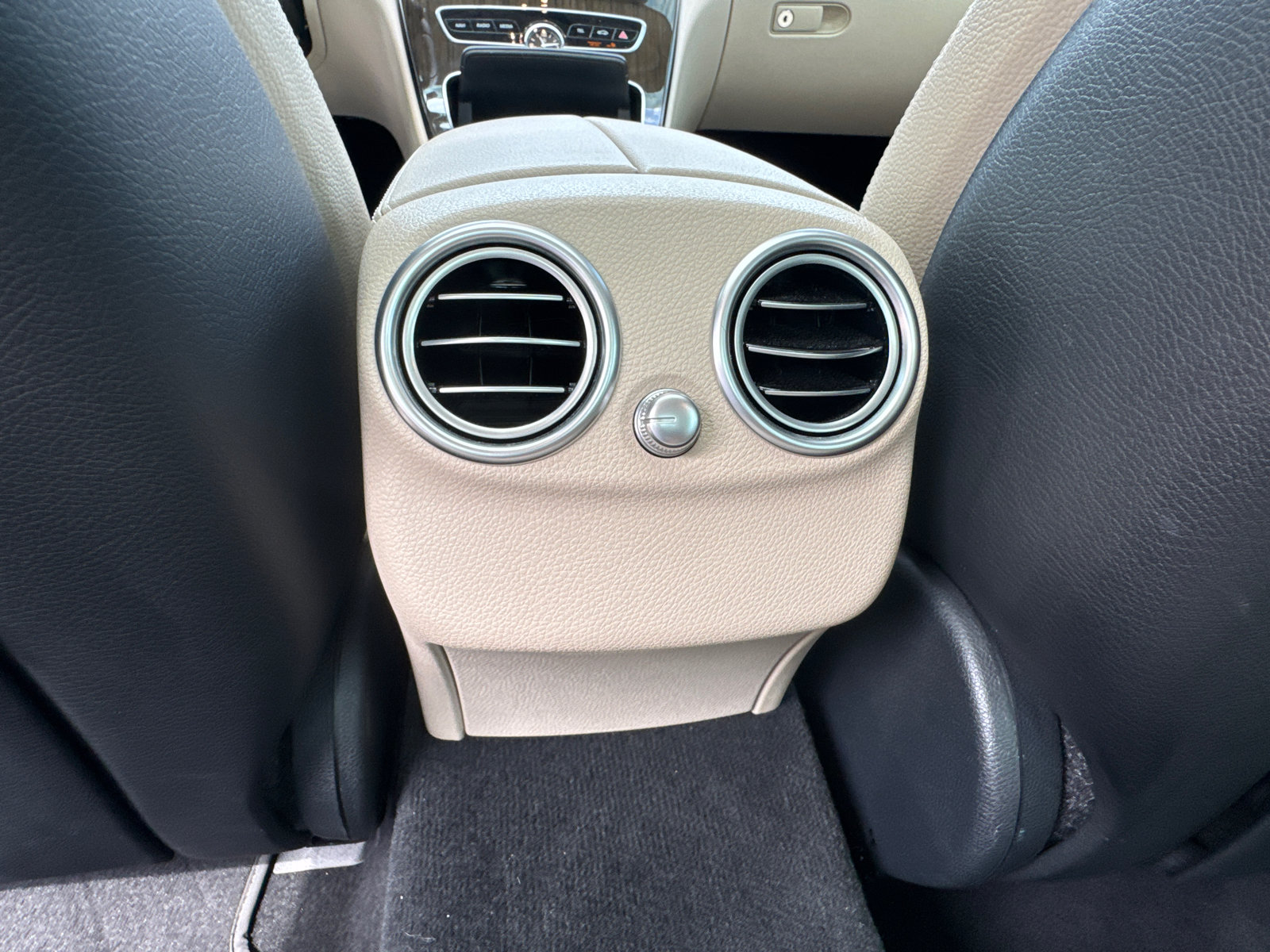 Used 2021 Mercedes-Benz C 300 Sedan image 24