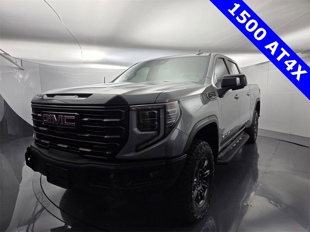 Used 2024 GMC Sierra 1500 AT4X image 5