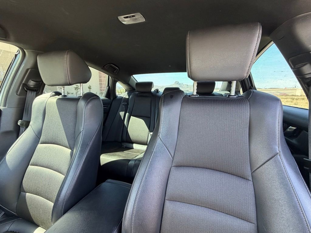 Used 2022 Honda Accord Sport image 11