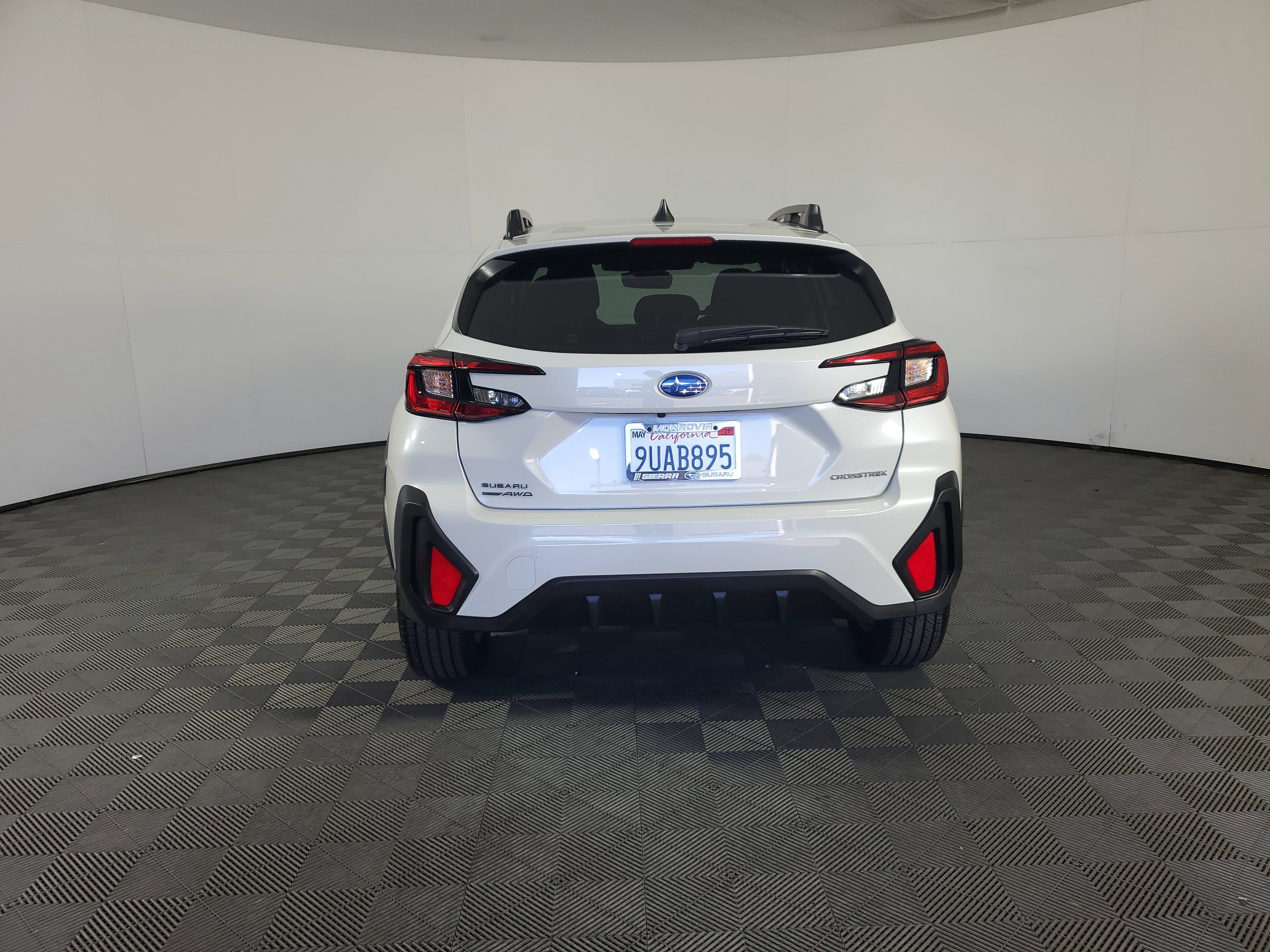 Used 2025 Subaru Crosstrek 2.0i Premium w/ Crosstrek Mirror Package image 5