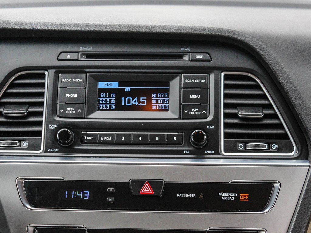 Used 2015 Hyundai Sonata SE image 14