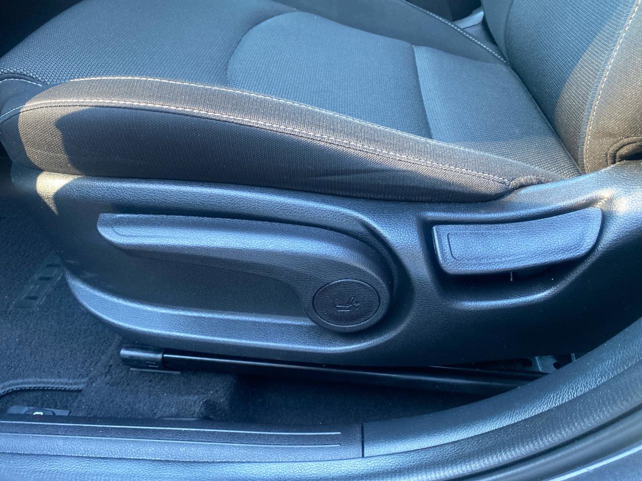 Used 2023 Kia Forte LX image 24