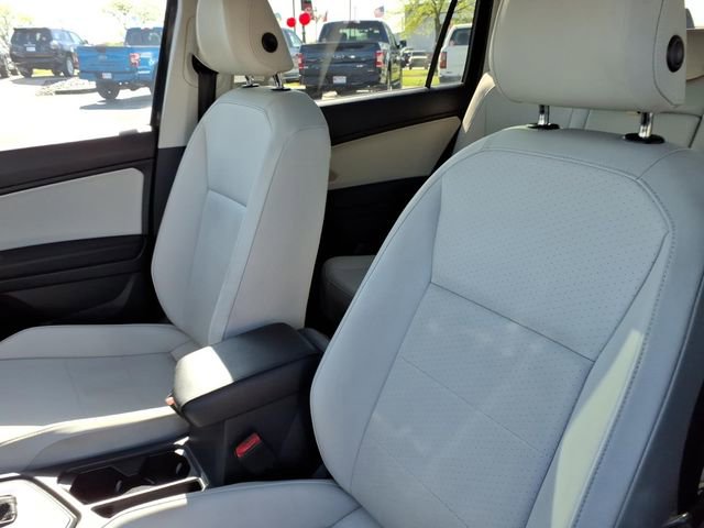 Used 2019 Volkswagen Tiguan SEL FWD image 13