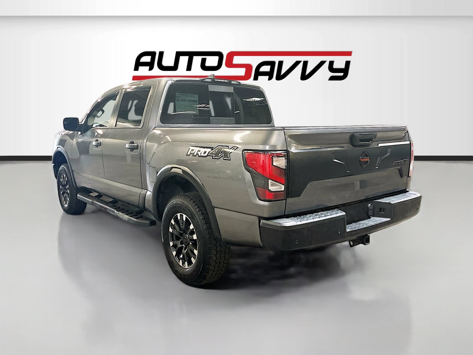 Used 2022 Nissan Titan PRO-4X w/ Pro-4x Convenience Package AWD/4WD image 5