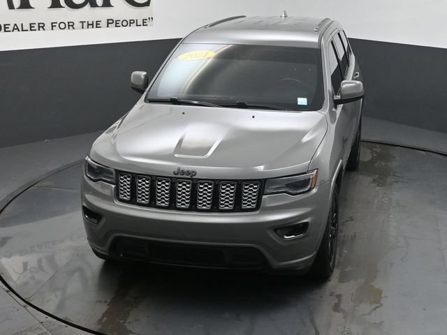 Used 2021 Jeep Grand Cherokee Laredo AWD/4WD image 58