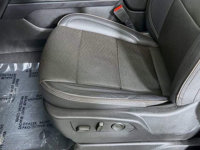 Used 2023 Chevrolet Suburban High Country image 20