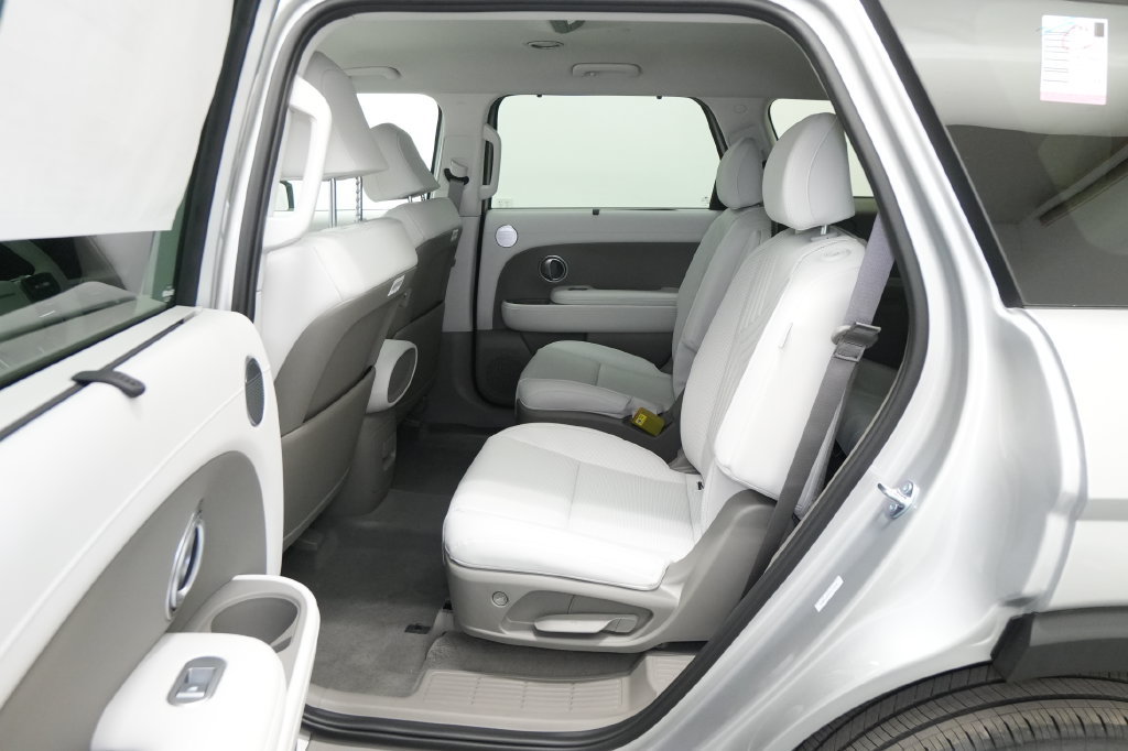 New 2026 Hyundai Palisade SEL AWD/4WD image 16