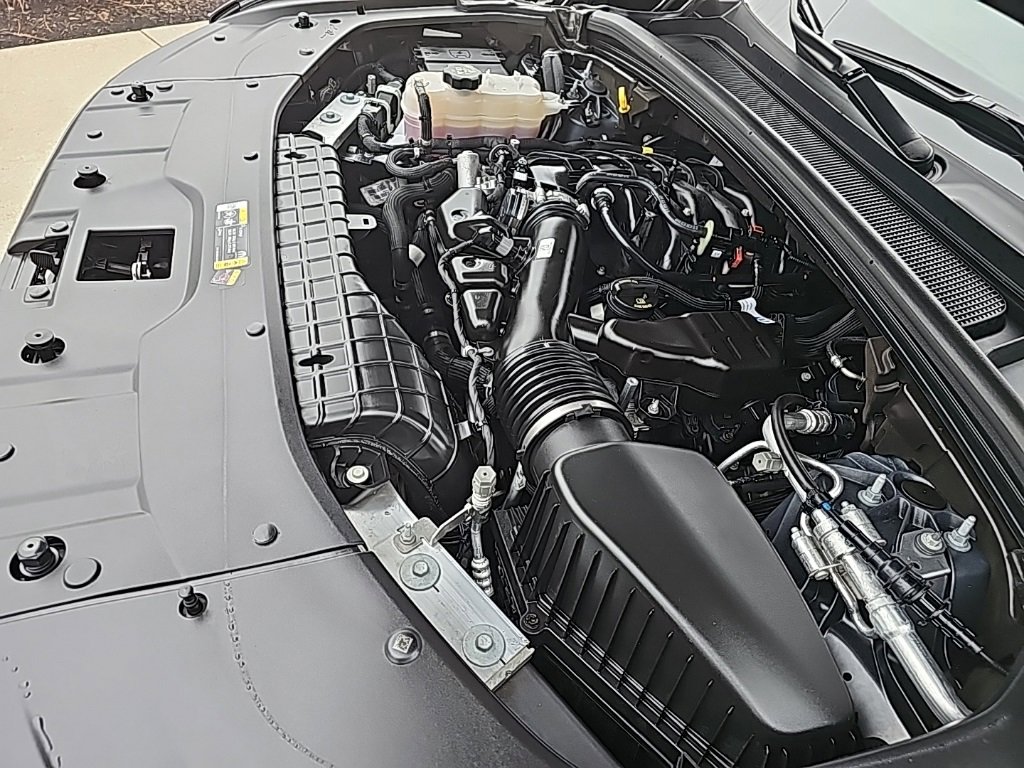 Certified 2025 Jeep Grand Cherokee Altitude image 38