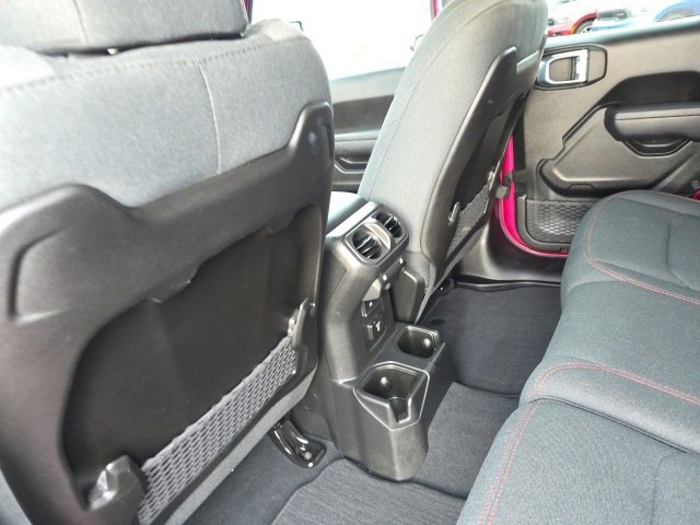 Used 2024 Jeep Wrangler Unlimited Rubicon image 35