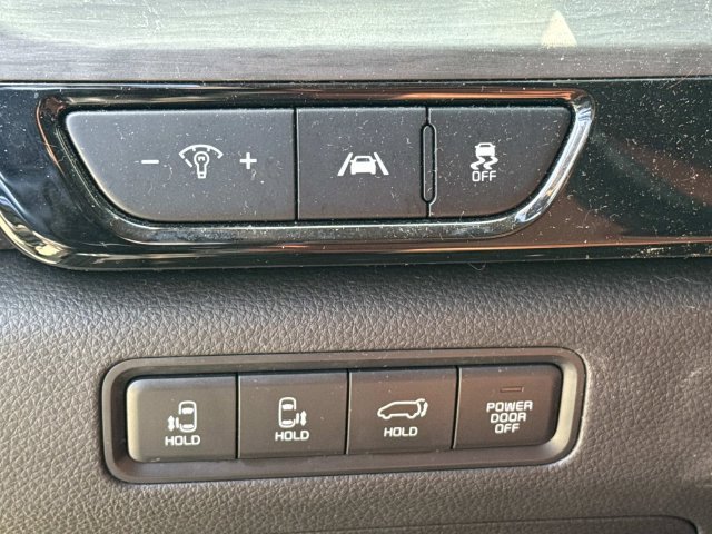 Used 2022 Kia Carnival SX FWD image 27