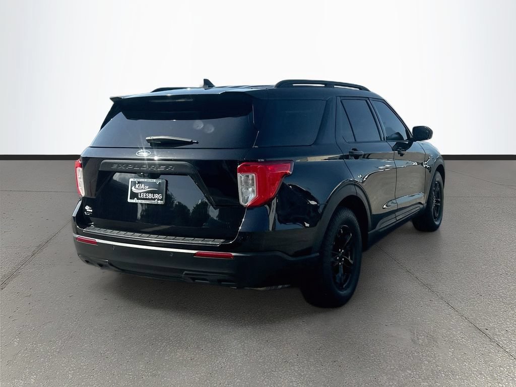 Used 2021 Ford Explorer XLT w/ Equipment Group 202A RWD image 7