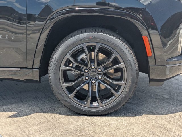 New 2026 Jeep Grand Wagoneer L Summit AWD/4WD image 12