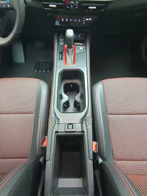 Used 2025 Nissan Kicks SR FWD image 20