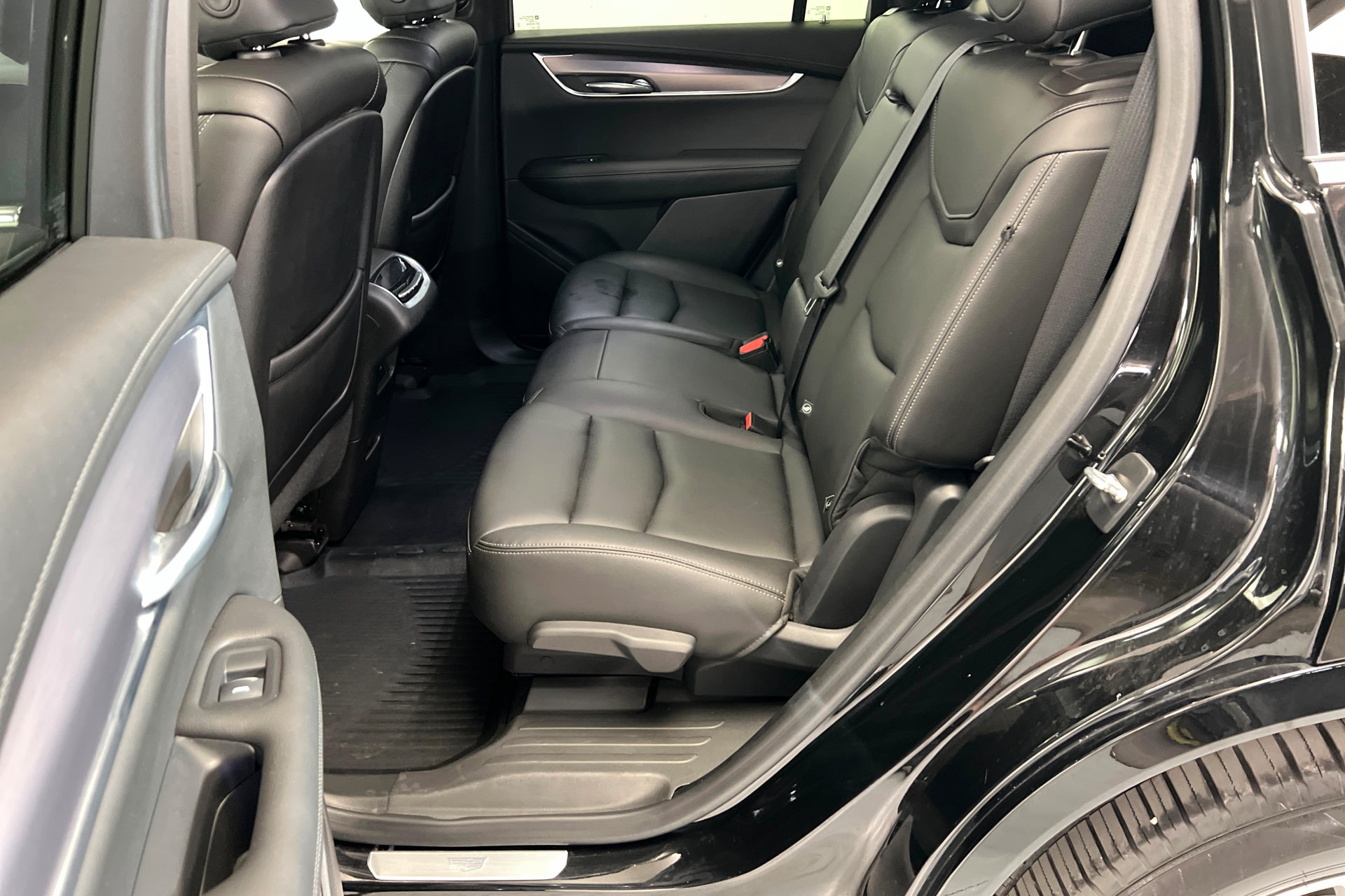 Used 2022 Cadillac XT6 Luxury FWD image 22