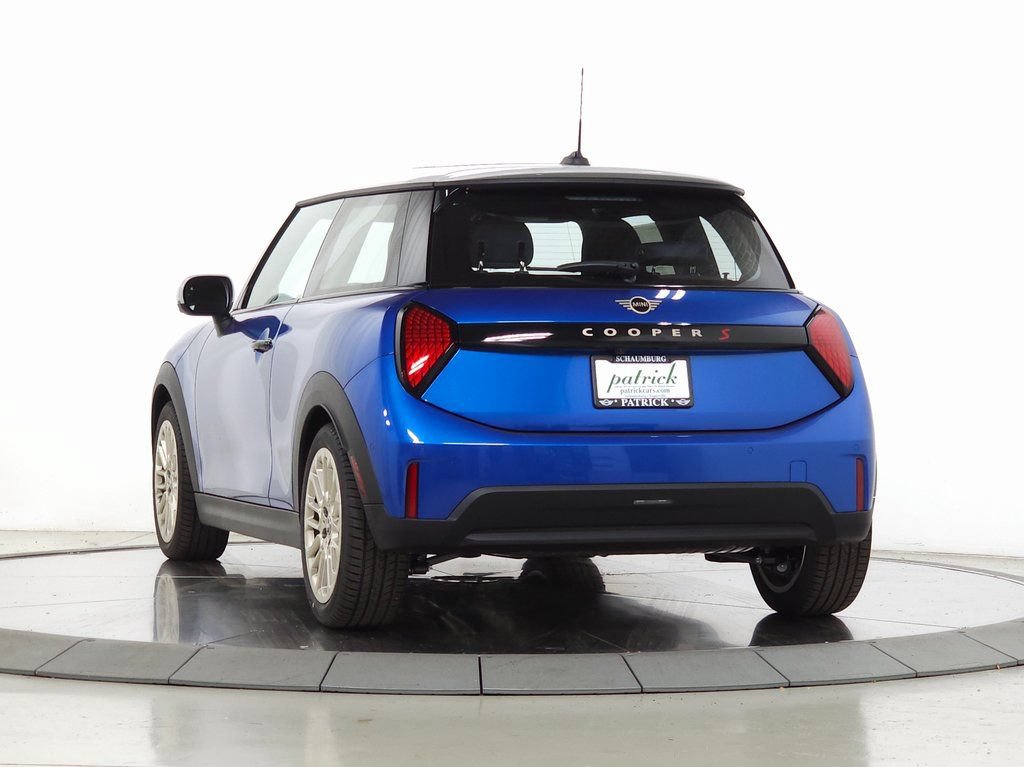 Used 2025 MINI Cooper S FWD image 5