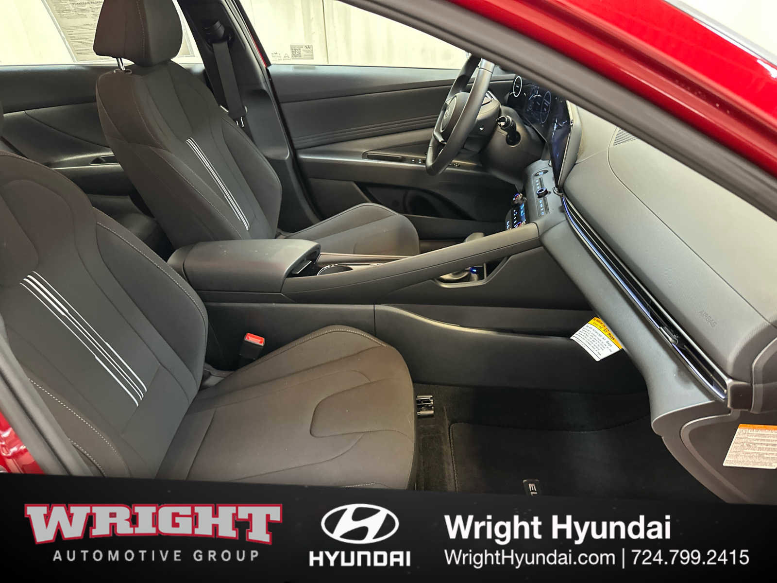 Certified 2025 Hyundai Elantra SEL image 18