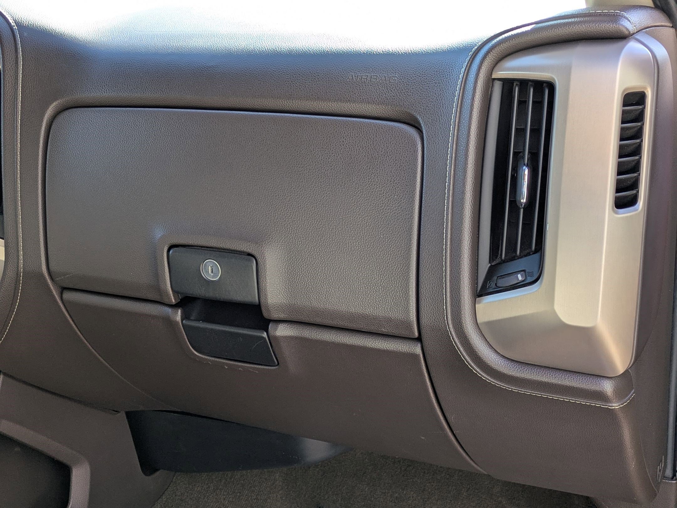 Used 2016 GMC Sierra 2500 Denali w/ Duramax Plus Package image 20