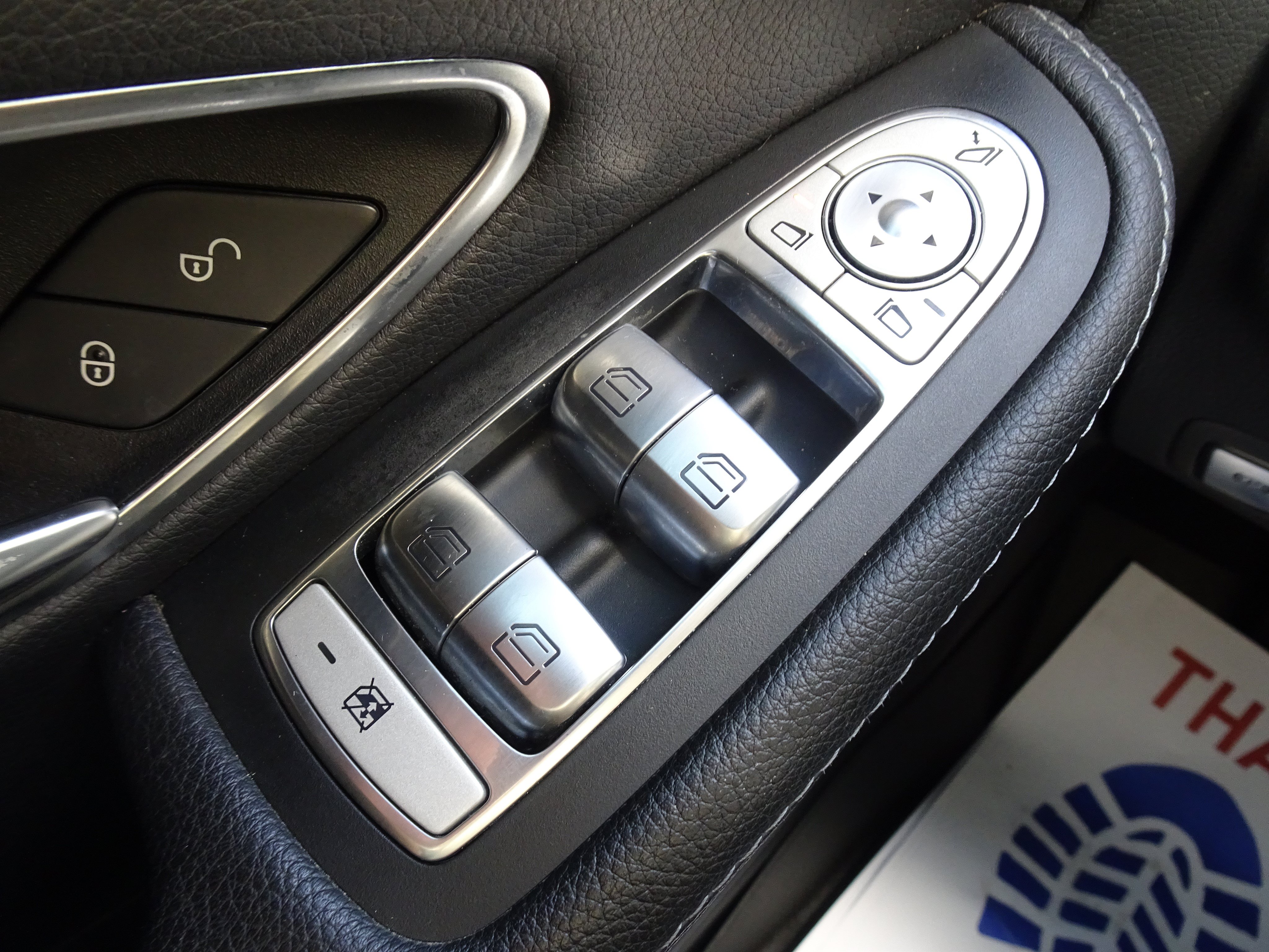Used 2015 Mercedes-Benz C 300 4MATIC Sedan image 25