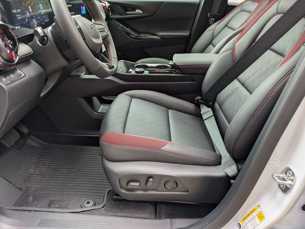 New 2027 Chevrolet Equinox RS w/ Safety and Technology Package FWD image 10