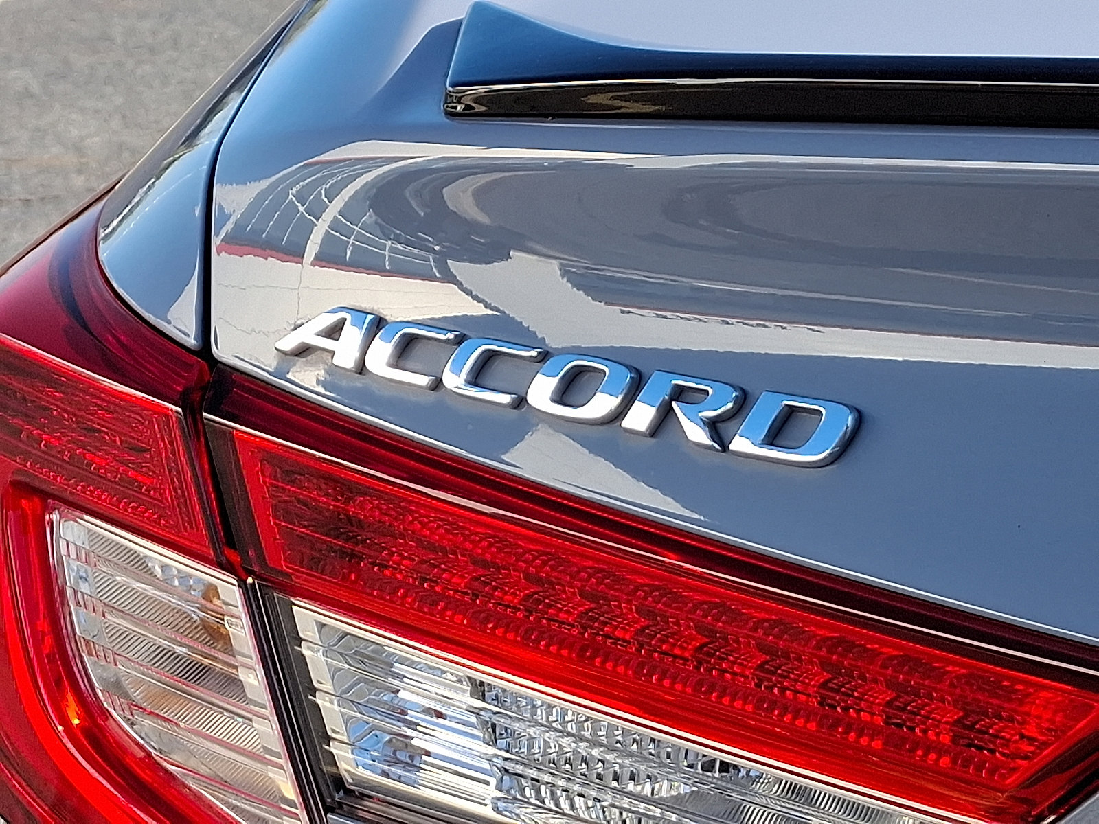 Used 2022 Honda Accord Sport image 32