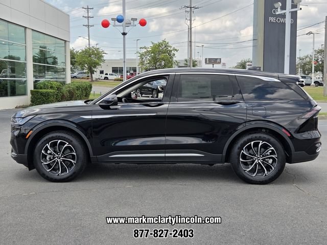 New 2026 Lincoln Nautilus Premier AWD/4WD image 2