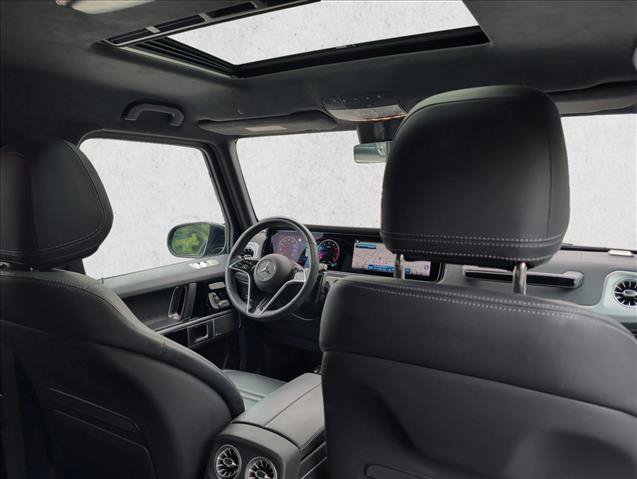 Used 2025 Mercedes-Benz G 550 image 23