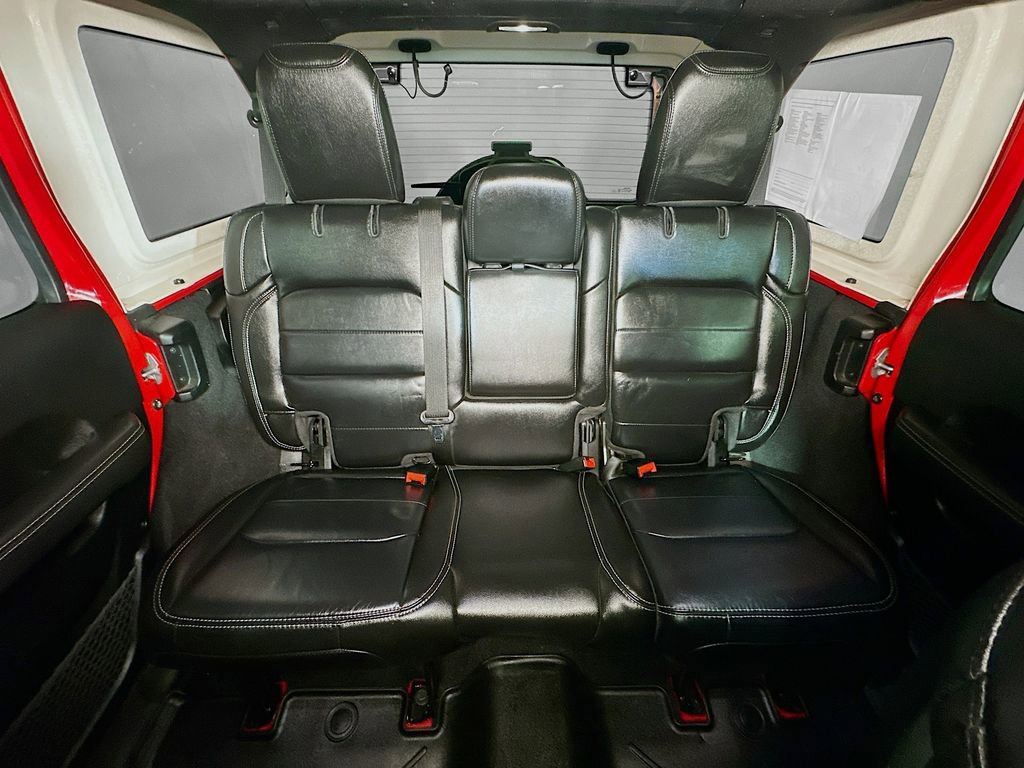 Used 2021 Jeep Wrangler Unlimited Sahara image 13