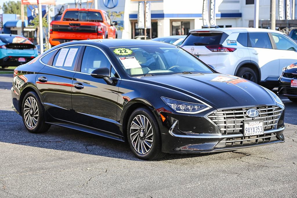 Used 2022 Hyundai Sonata Limited w/ Cargo Package image 4